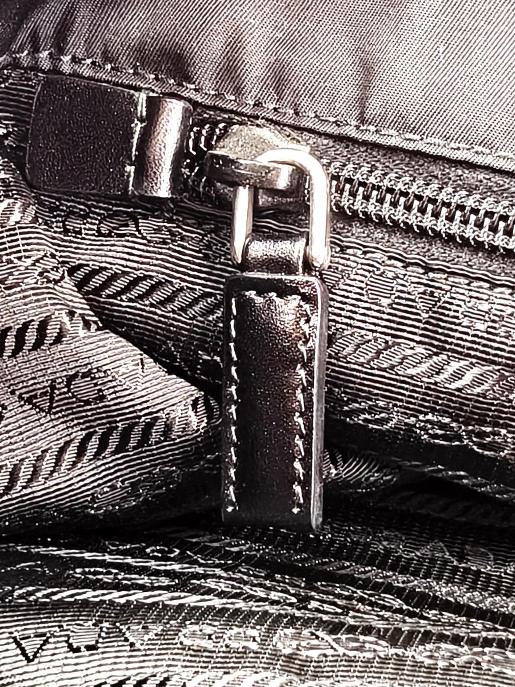 PRADA プラダ 三角ロゴ トートバッグ ブラック 管理番号：11564
