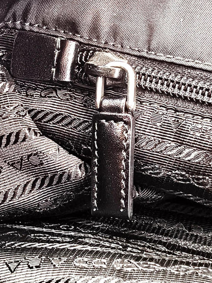 PRADA プラダ 三角ロゴ トートバッグ ブラック 管理番号：11564