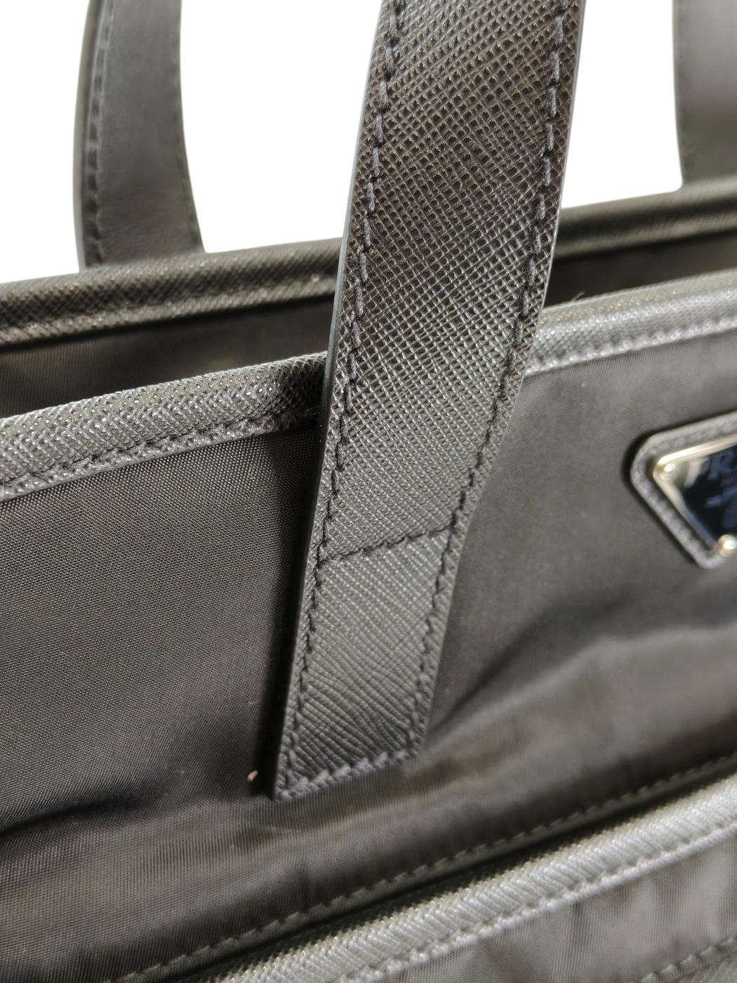 PRADA プラダ ナイロン 三角ロゴ付き 2WAY トートバッグ ブラック 管理番号：11657