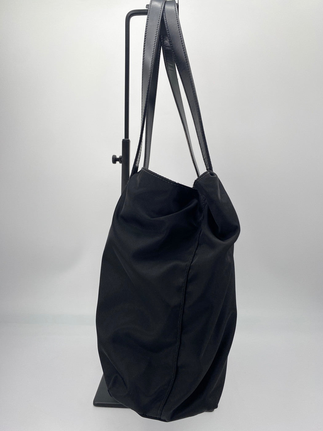 PRADA プラダ トートバッグ ハンドバッグ ナイロン 黒 NERO 管理番号：9221