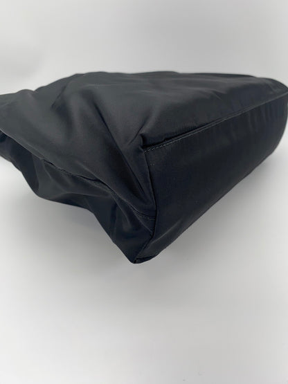 PRADA プラダ トートバッグ ハンドバッグ ナイロン 黒 NERO 管理番号：9221