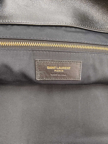 SAINT LAURENT PARIS Ikar 黑色羊皮超大号托特包。产品编号：10022。