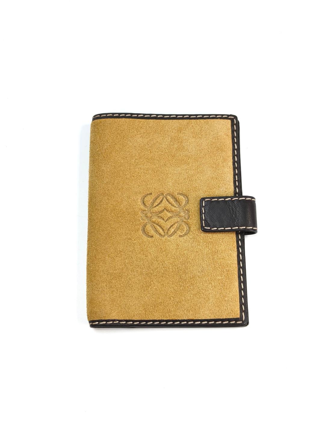 LOEWE 驼色麂皮对折钱包 参考编号：10363