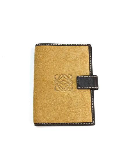 LOEWE 驼色麂皮对折钱包 参考编号：10363