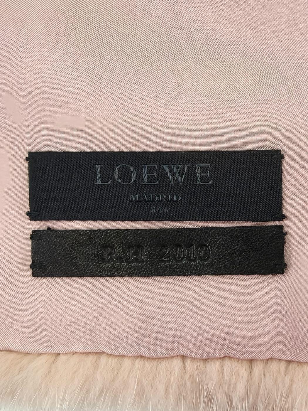 LOEWE Anagram 貂皮围巾，粉色，货号：10506