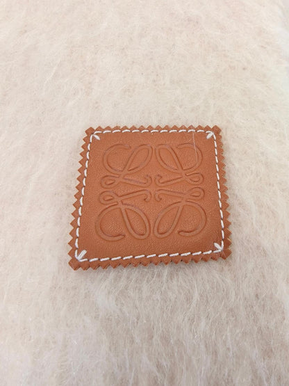 LOEWE Anagram 马海毛围巾 白色 参考编号：10512