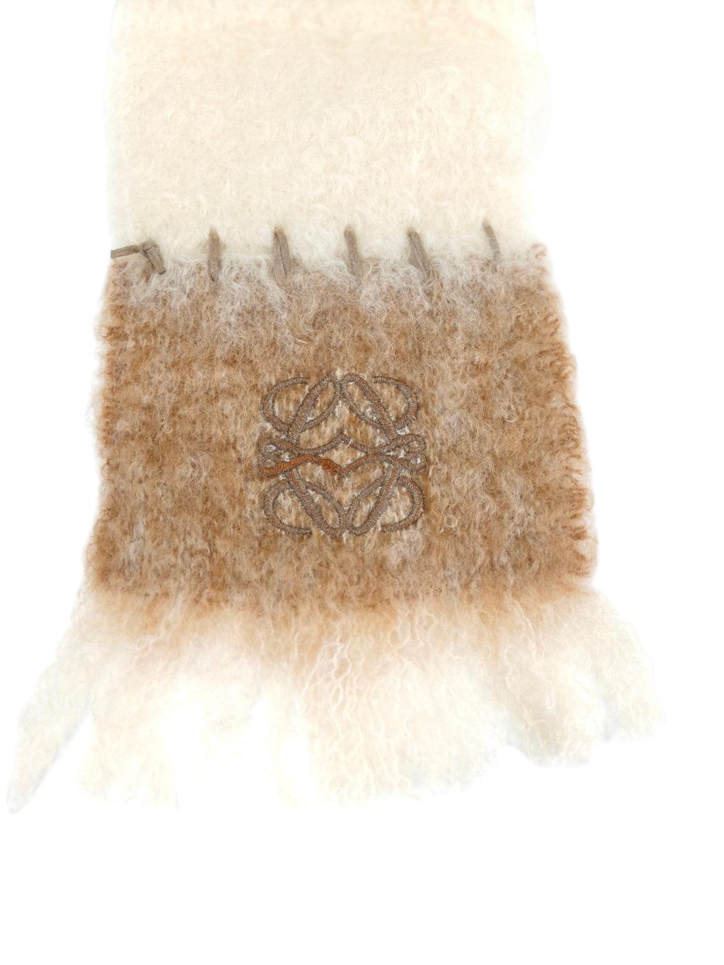 LOEWE ロエベ アナグラム ロゴ刺繍 マフラー ホワイト 管理番号：11614