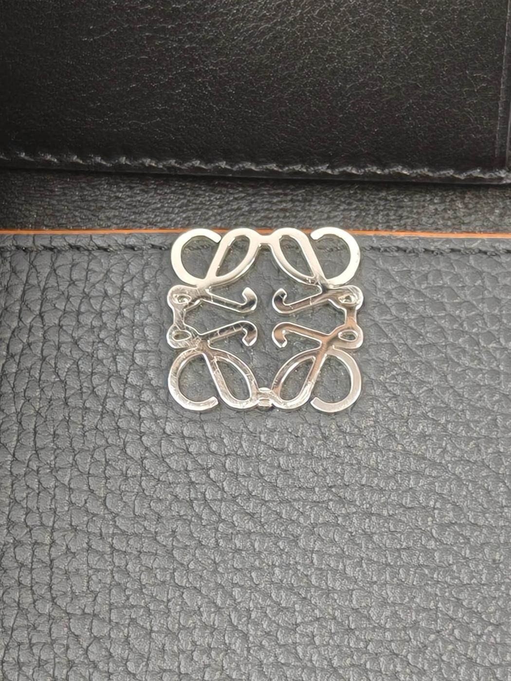 LOEWE ロエベ アナグラム バーティカル ウォレット スモール 財布 ブラック 管理番号：11668