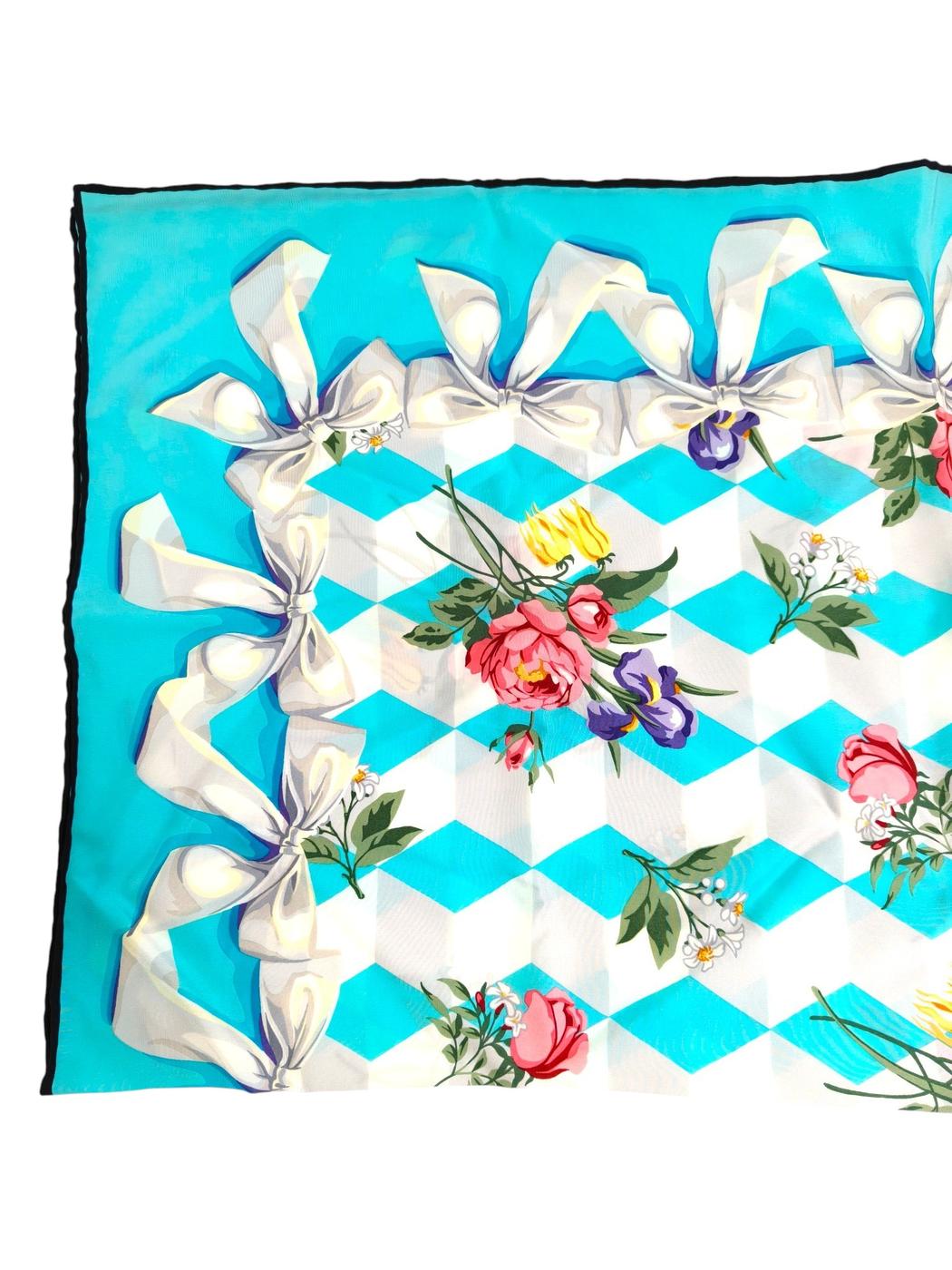 Tiffany ＆ Co 白リボン 花柄 シルクスカーフ ブルー×ホワイト マルチカラー 管理番号：11436
