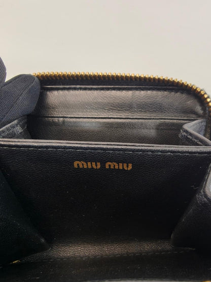 miumiu 缪缪 Matelasse 马特拉塞零钱包 卡包 迷你钱包 黑色 管理编号：10866