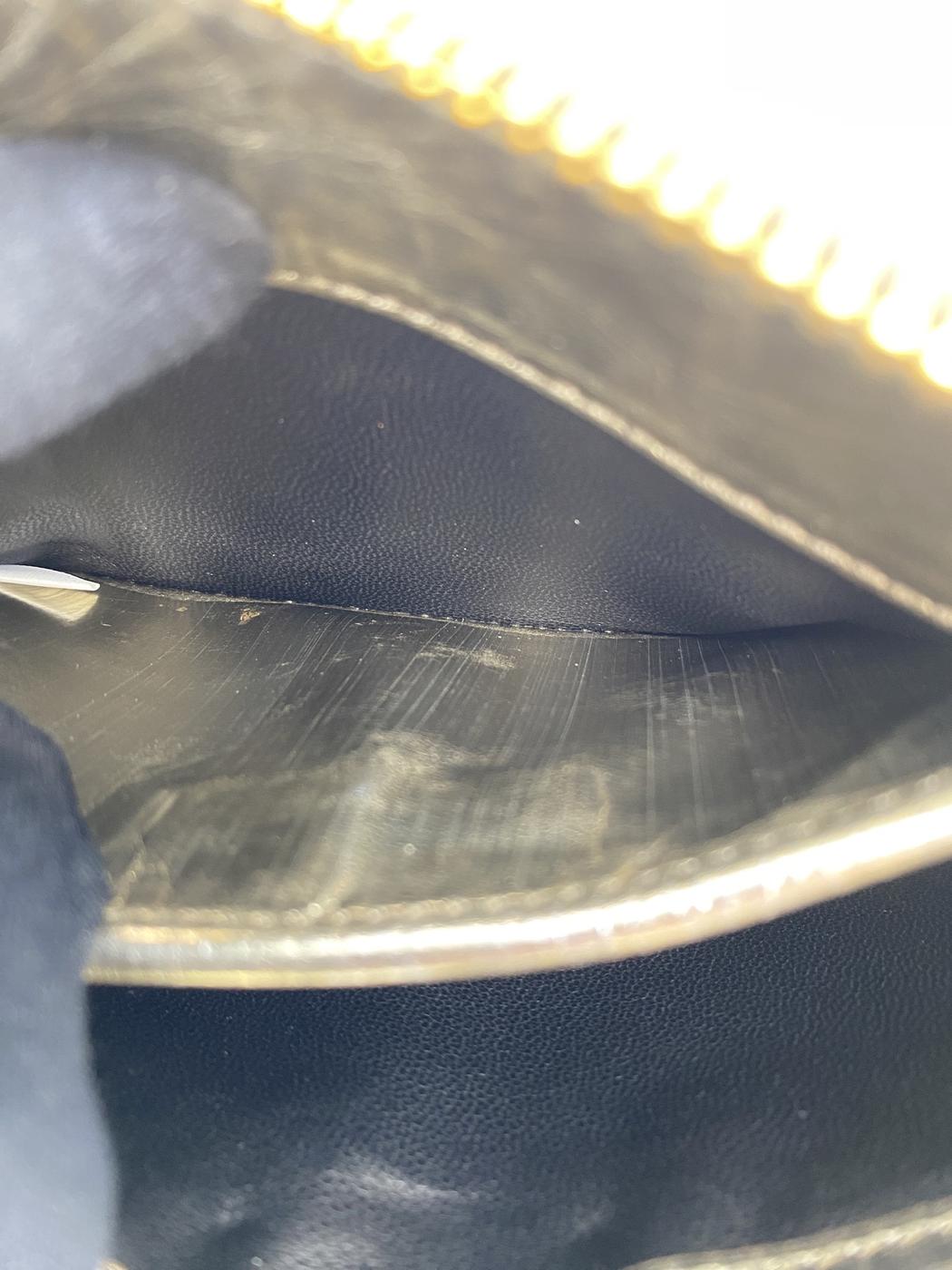 ミュウミュウ クラッチバッグ トラベルポーチ 2way ゴールド 管理番号：8901