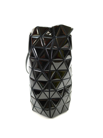 宝宝 ISSEY MIYAKE 水晶光泽两用手提包/单肩包，黑色。参考编号：10432。