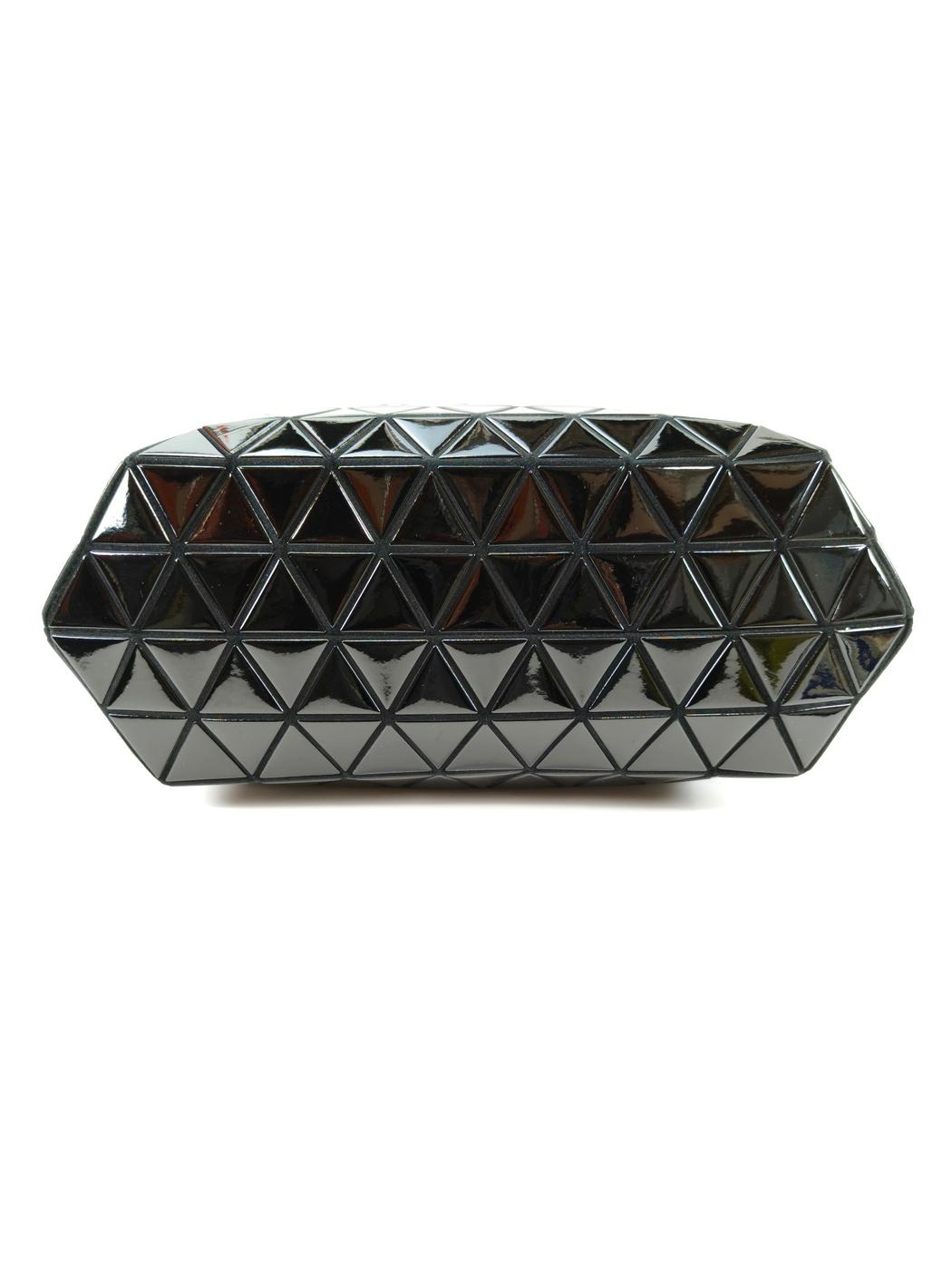 宝宝 ISSEY MIYAKE 水晶光泽两用手提包/单肩包，黑色。参考编号：10432。
