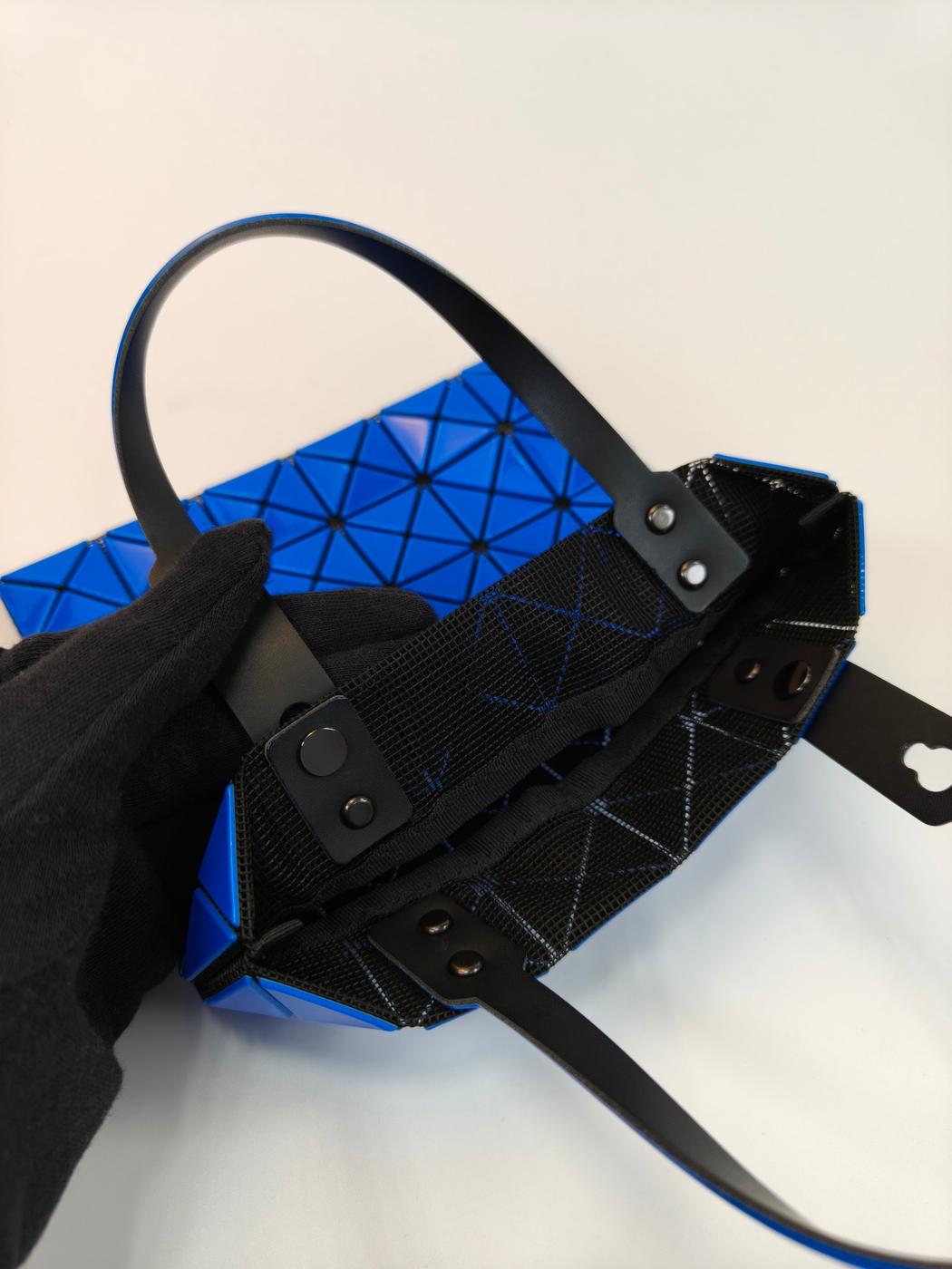 BAOBAO ISSEY MIYAKE 三宅一生 BAOBAO 手提包 迷你包 蓝色 管理编号：10761