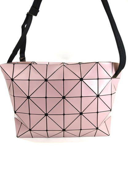 BAOBAO ISSEY MIYAKE 三宅一生 包包 单肩包 粉色 管理编号：10914