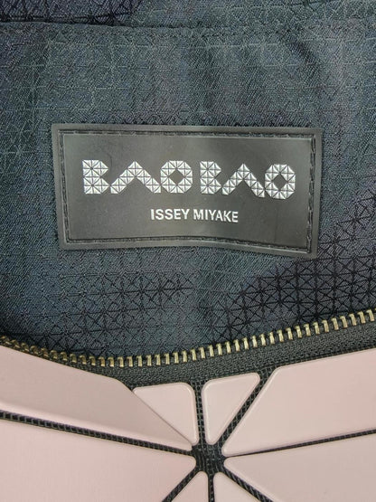 BAOBAO ISSEY MIYAKE 三宅一生 包包 单肩包 粉色 管理编号：10914