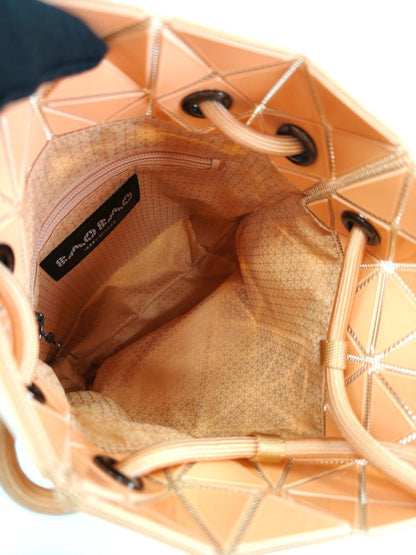 ISSEY MIYAKE INC バオバオ WRING ONE TONE ショルダーバッグ アプリコット 管理番号：10922