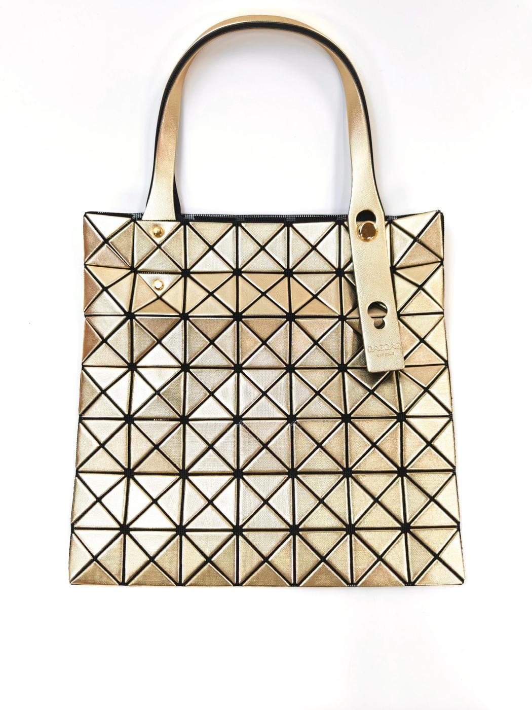 BAO BAO ISSEY MIYAKE 三宅一生 BAO BAO 手提包 金色 款号：11062