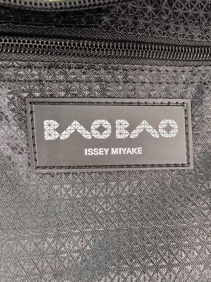 BAO BAO ISSEY MIYAKE 三宅一生 BAO BAO 手提包 金色 款号：11062