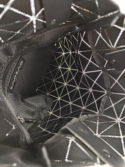BAO BAO ISSEY MIYAKE 三宅一生 BAO BAO 手提包 金色 款号：11062