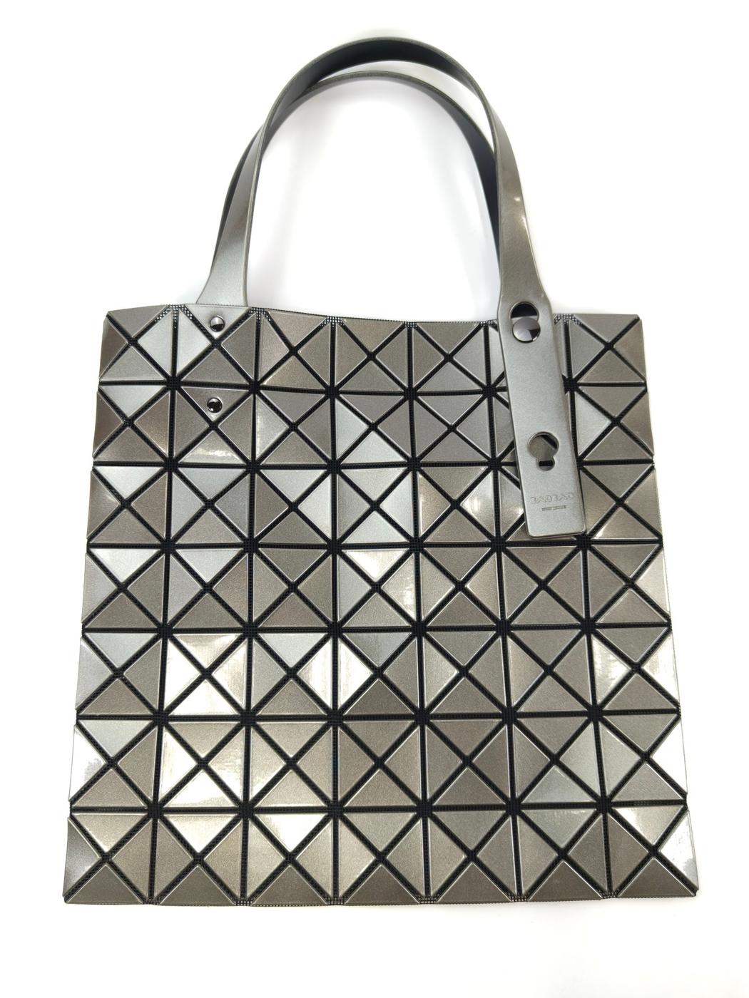 BAOBAO ISSEY MIYAKE バオバオ トートバッグ シルバー 管理番号：11129