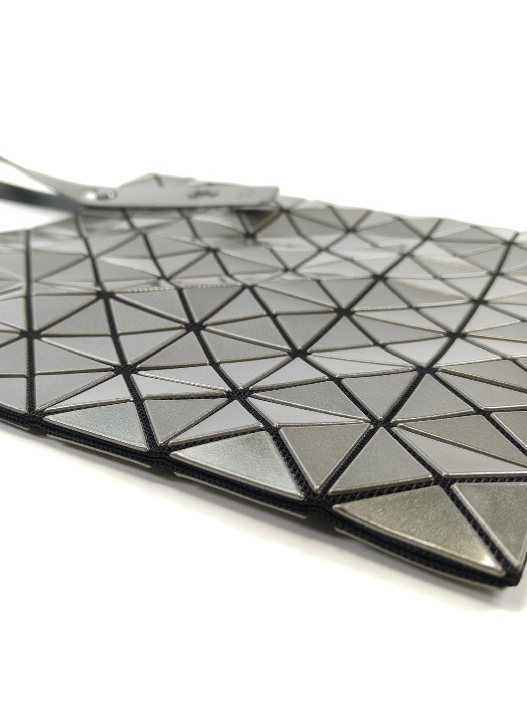 BAOBAO ISSEY MIYAKE バオバオ トートバッグ シルバー 管理番号：11129