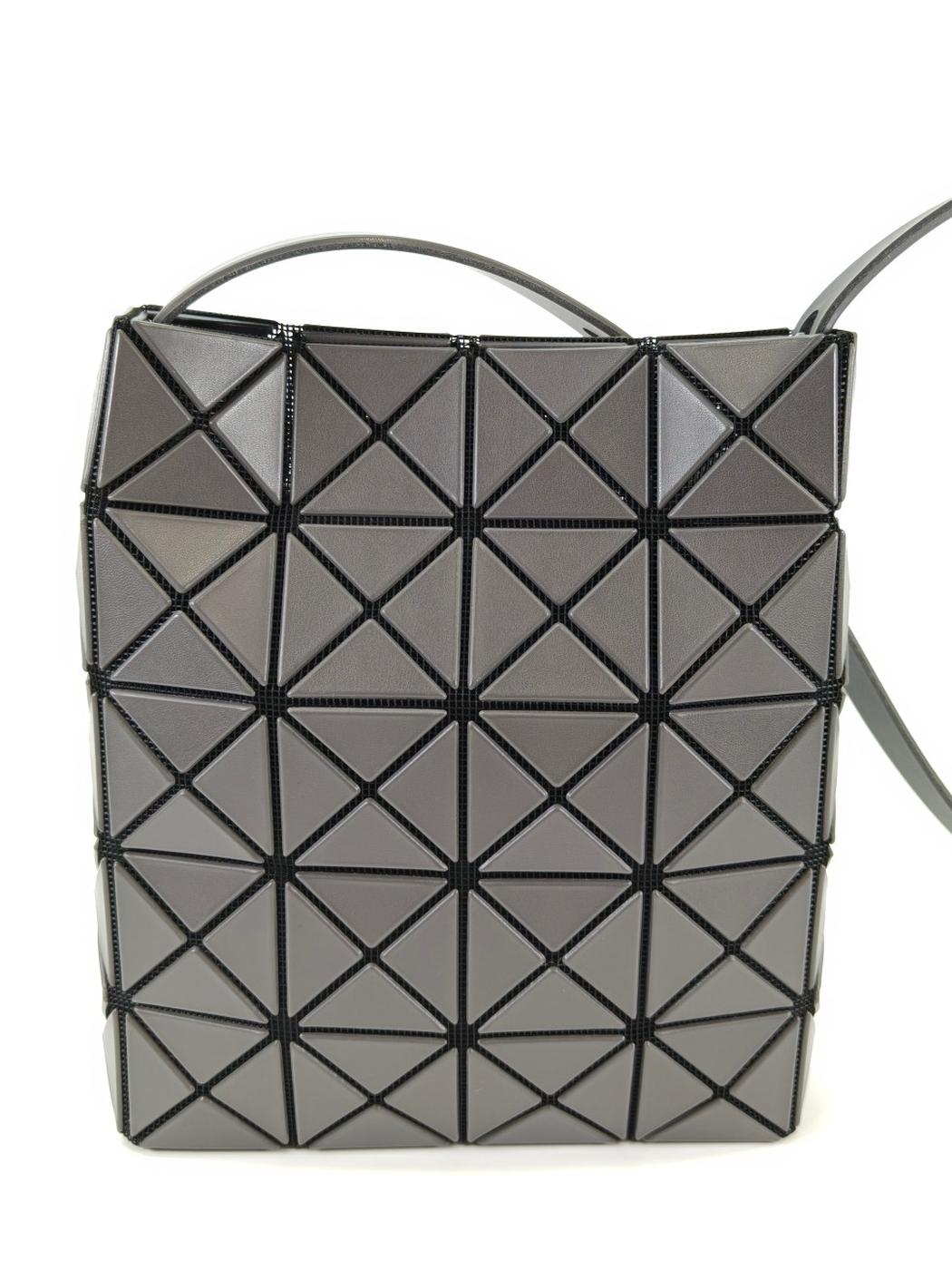 BAOBAO ISSEY MIYAKE バオバオ PRISM MATTE ショルダーバッグ グレー 管理番号：11131