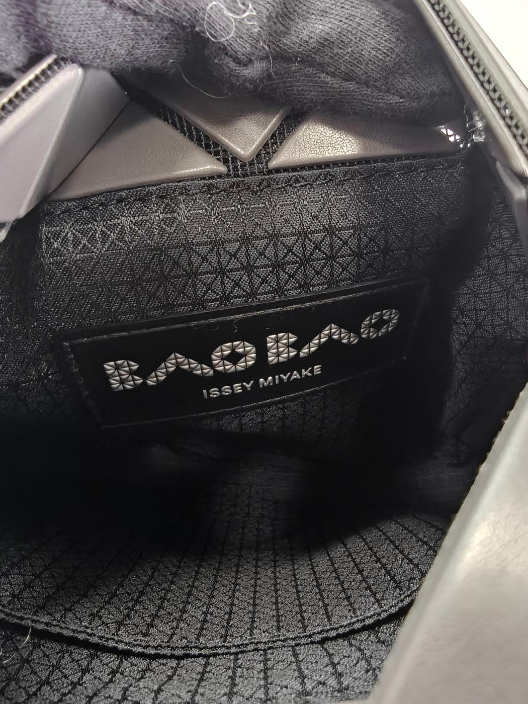 BAOBAO ISSEY MIYAKE バオバオ PRISM MATTE ショルダーバッグ グレー 管理番号：11131