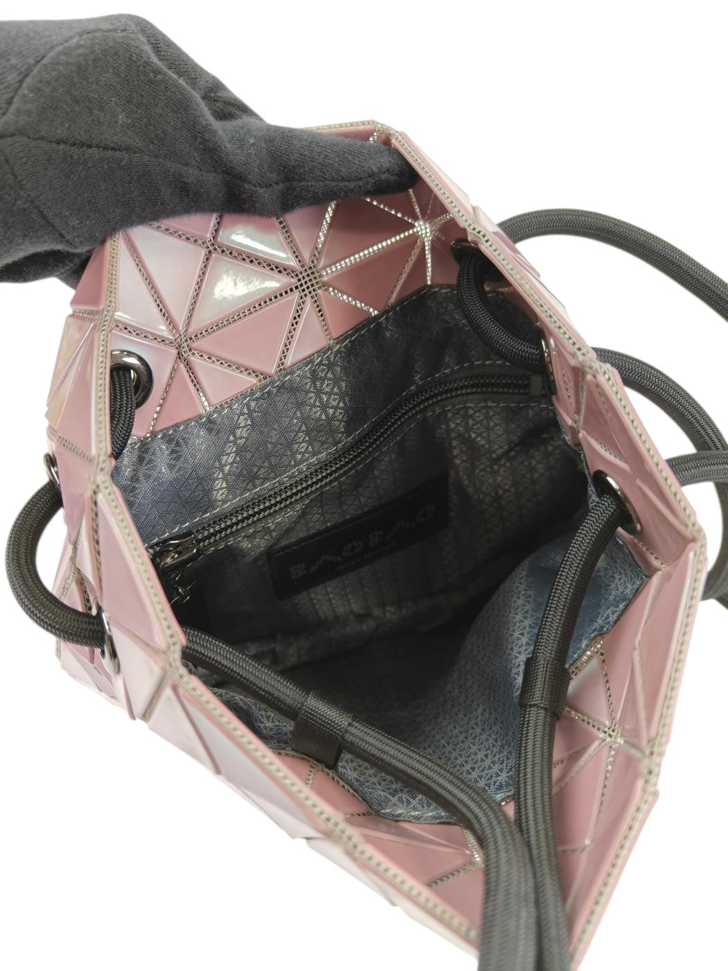 BAOBAO ISSEY MIYAKE バオバオ イッセイ ミヤケ ショルダーバッグ ピンク 管理番号：11392