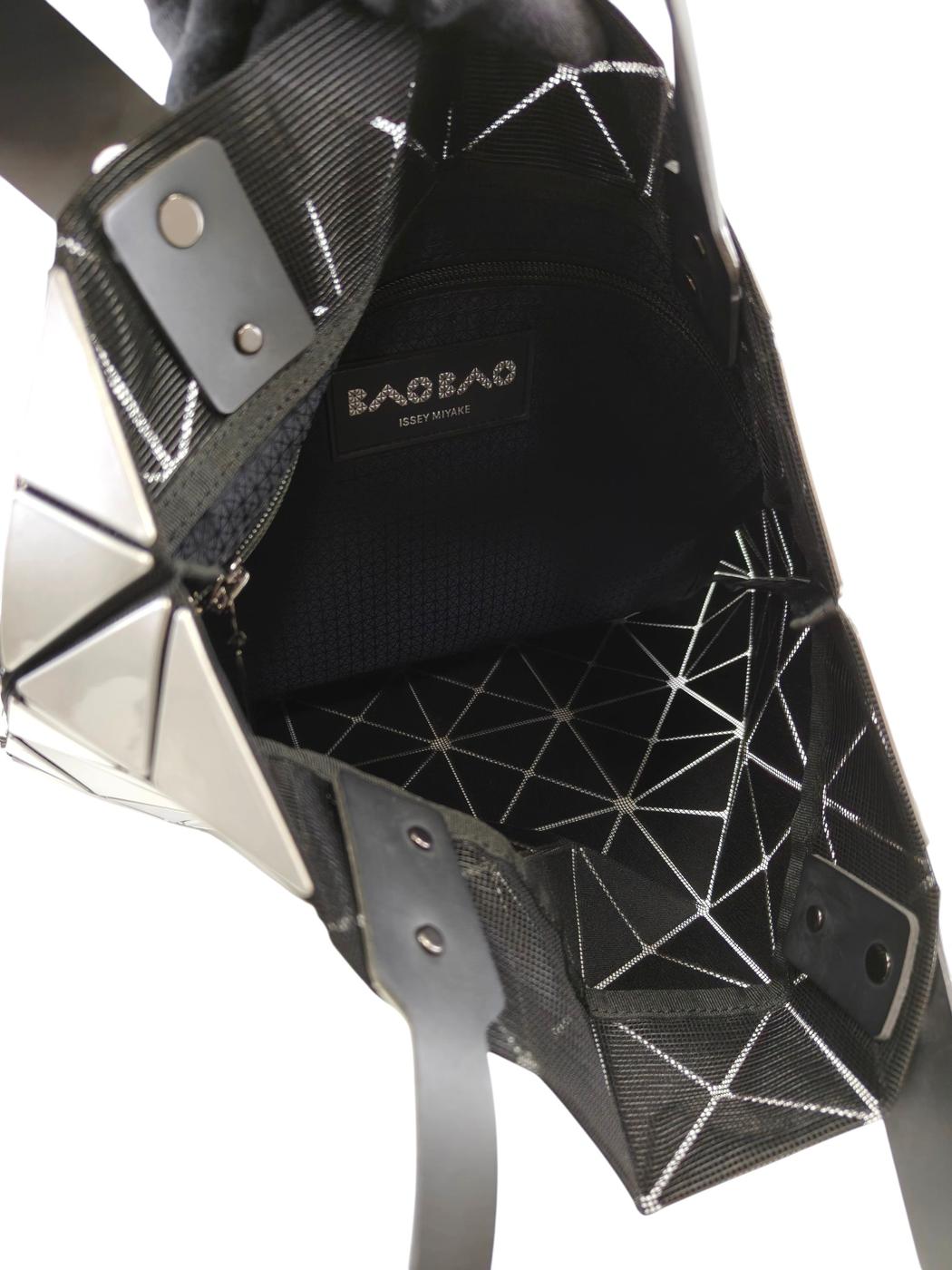 BAOBAO ISSEY MIYAKE バオバオ トートバッグ シルバー 管理番号：11527
