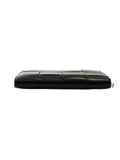 BOTTEGA VENETA Maxi Intrecciato Cassette Long Wallet Black Control Number: 11823