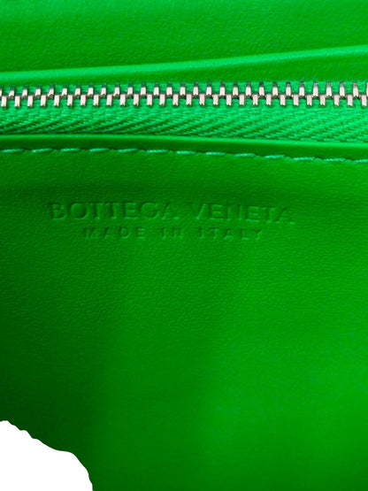 BOTTEGA VENETA Maxi Intrecciato Cassette Long Wallet Black Control Number: 11823