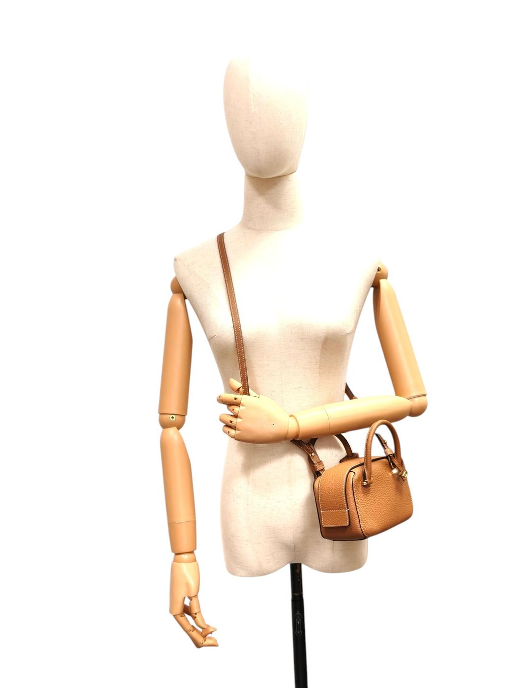 DELVAUX デルヴォー クールボックスナノ ストラップ付 ハンドバッグ ブラウン 管理番号：11635