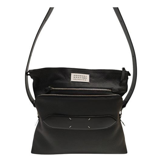 Maison Margiela 5AC Deerskin Shoulder Bag SB1WG0003P476 Black, Control Number: 11855